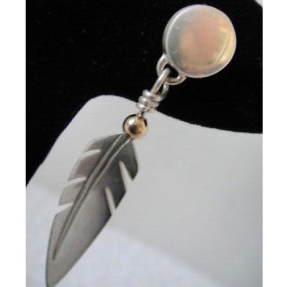 Ray Tracey • Sterling & 14k Eagle Feather Earrings - Picture 5 of 8